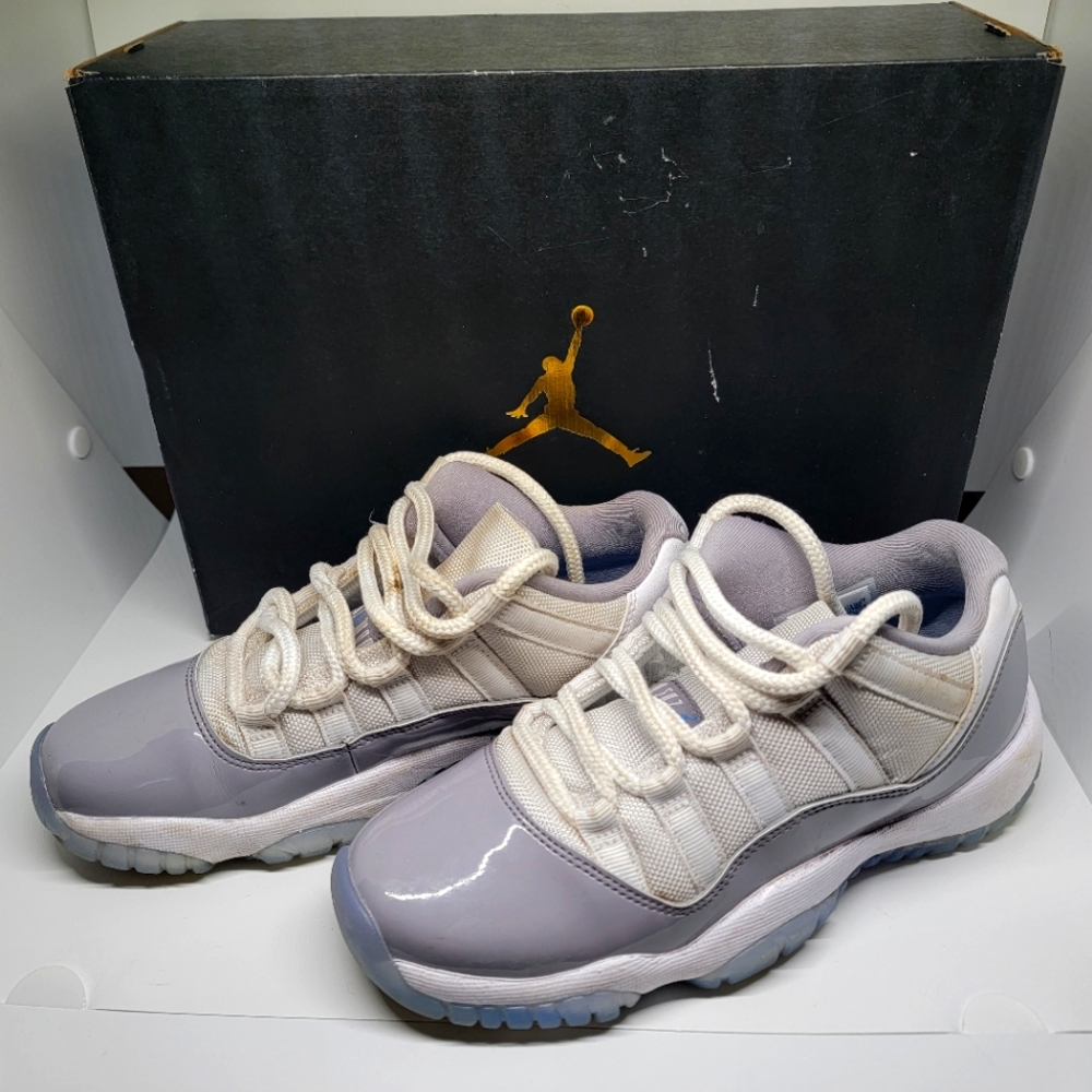 Jordan Retro 11 Size 4.5 Y